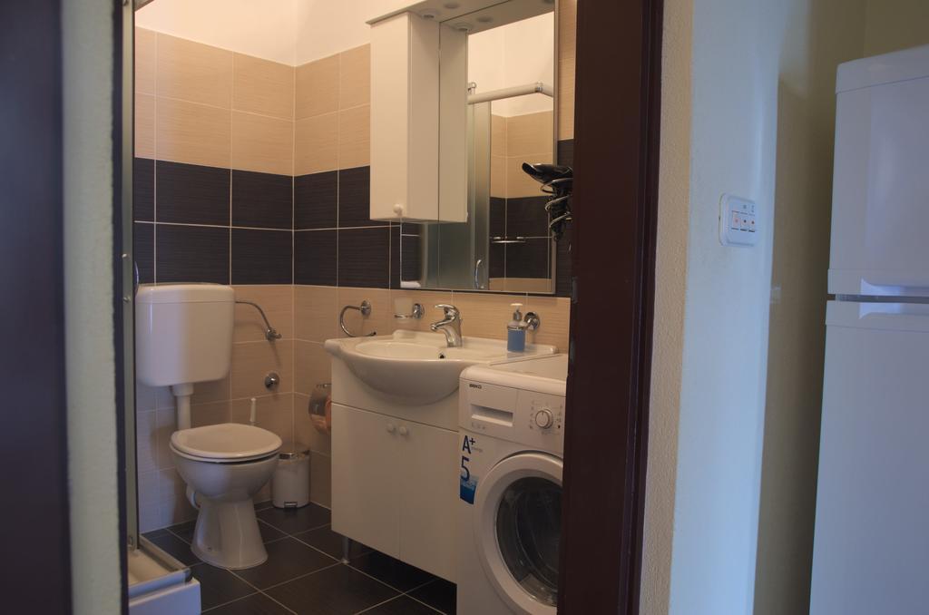 Fei Fei Apartments Račišće Zewnętrze zdjęcie